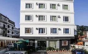 Hotel Today, Katra